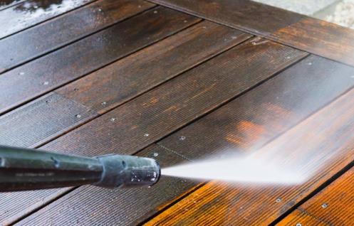 Pressure Washing of Deck services